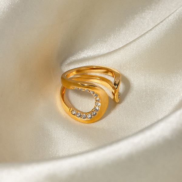 Lola Adjustable Ring Inlaid With Diamond